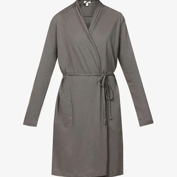 Skin Kadali Robe - Picture 2 of 3